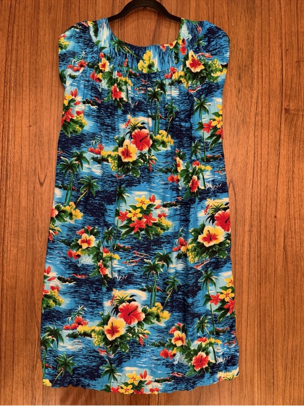Made in Hawaii Tropical Floral Shift Dress Blue Multicolor Medium Aloha - Picture 2 of 6